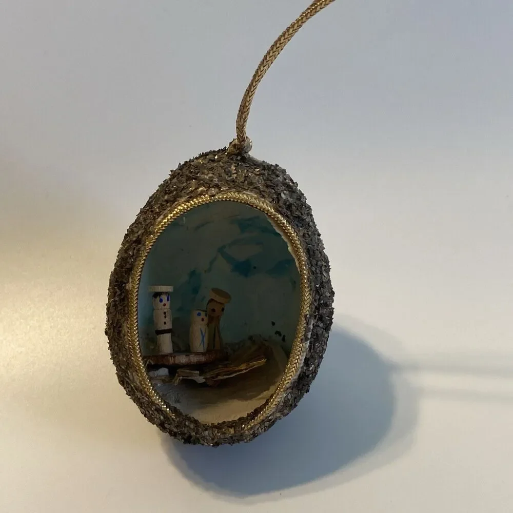Vintage Diorama Christmas Egg Ornament Glitter Handmade Mary Joseph & Baby Jesus